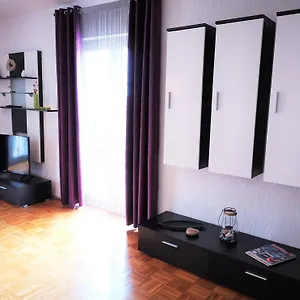  Apartment Centar