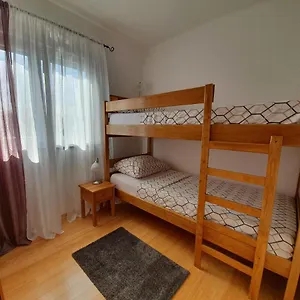  Apartment Alex